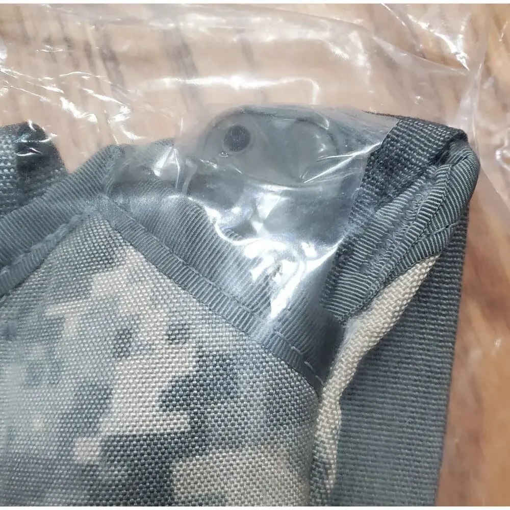 NEW/SEALED -US Army Molle II -Hydration System Carrier -ACU -Camelback Hydromax